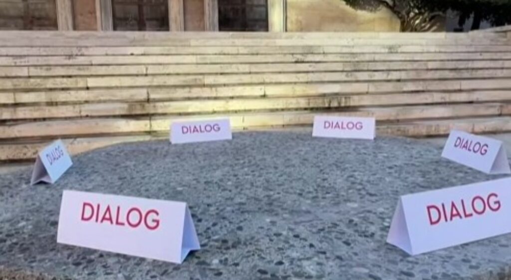 Edhe sot sofra e gurtë para Kryeministrisë, Rama vijon thirrjet për dialog