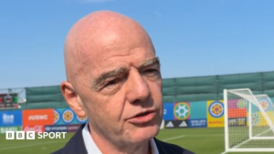 Infantino: Kam mbështetjen e “shumicës dërrmuese” të futbollit botëror, shpërfill pyetjet për dorëheqje
