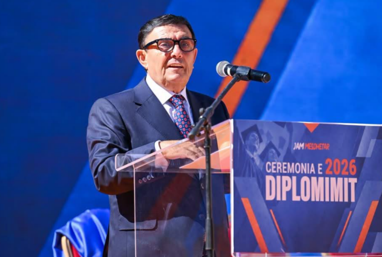 Universiteti Mesdhetar i Shqipërisë kremton diplomimin e brezit të 15-të të studentëve!