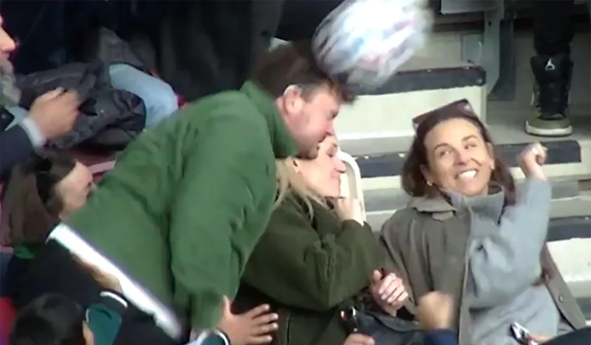 Waiting 36 years to score a header in a Liverpool match (VIDEO)