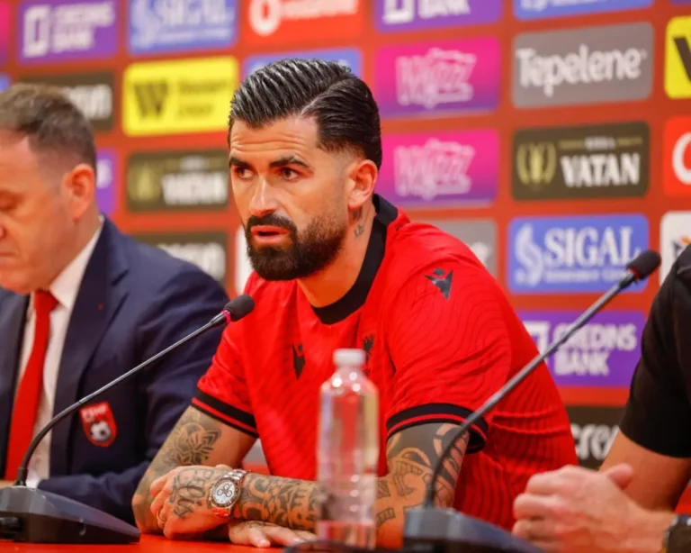 Fiorentina hidhet në sulm për Hysaj, mbrojtësi drejt rikthimit në Seria A