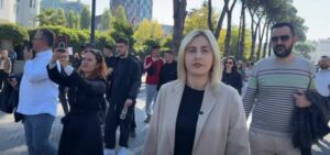 Deputetja e PD, Zhupa: Rama kërcënon me burg të miturit pse protestojnë