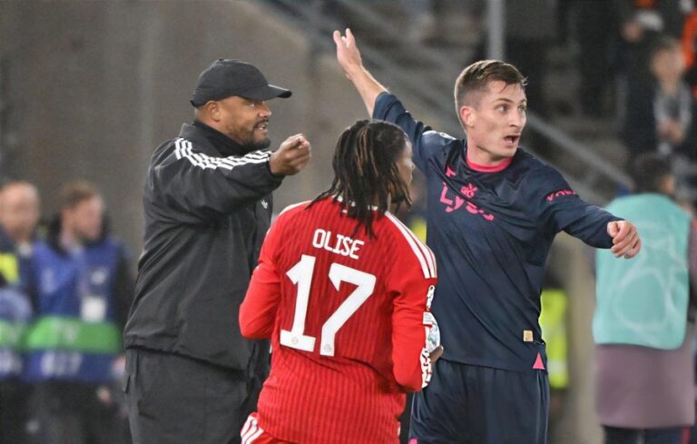 Kompany: Olise gaboi, marr përgjegjësi për këtë barazim!