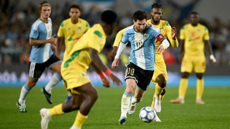 Messi i jep lamtumirën Argjentinës, por jo futbollit të luajtur