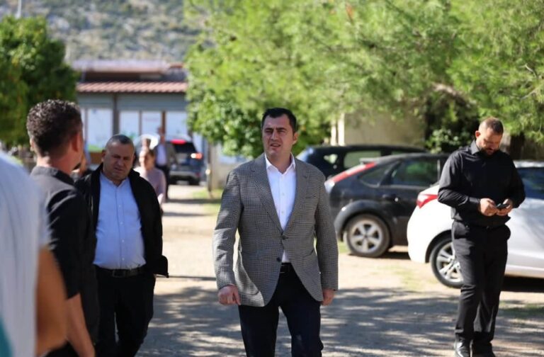 Nga Shushica nis buxhetimi me pjesëmarrje, Llatja: Zëri i qytetarëve përcakton prioritetet për vitin 2027