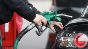 Ndryshojnë sërish çmimet e karburanteve, ja sa do të kushtojnë nafta dhe benzina