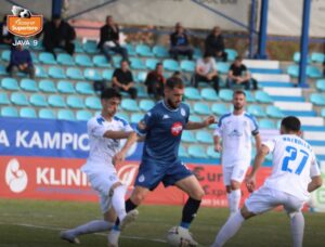 Derbi i kryeqytetit Tirana-Dinamo City mbyllet pa fitues në “Niko Dovana”