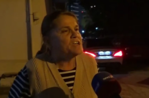 VIDEO/ E moshuara shpërthen ndaj terrorit policor te Medreseja: Do t’i vendosni flakën Shqipërisë me polici?